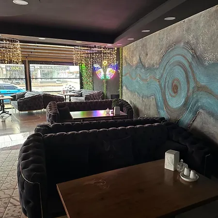 Grand Niki & Antália