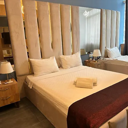 Grand Niki Hotel&spa *